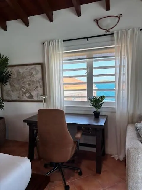 Oceanfront Cottage East End